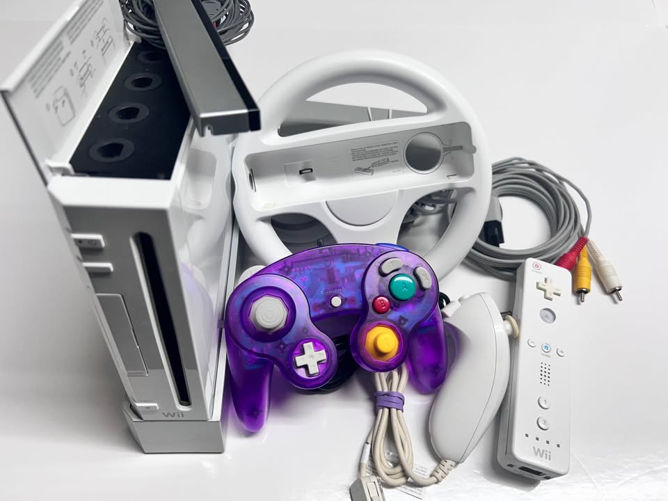 Modded Wii Bundle (5500+ Games)